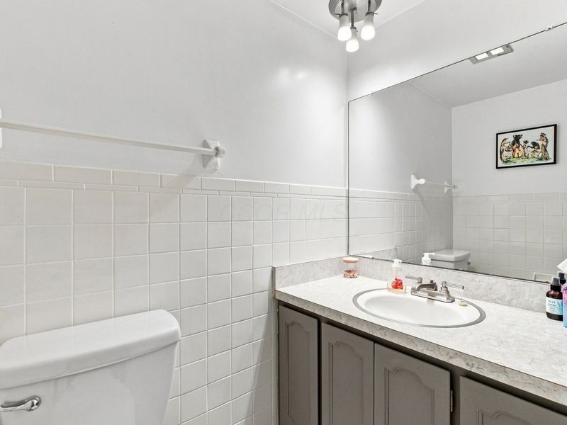 727 Old Coach Road, Westerville, OH 43081 Photo 27
