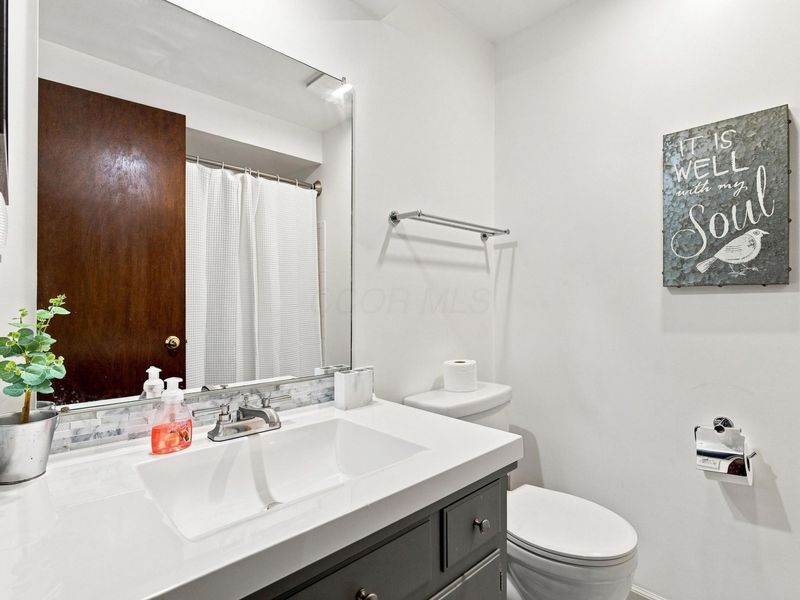 727 Old Coach Road, Westerville, OH 43081 Photo 35