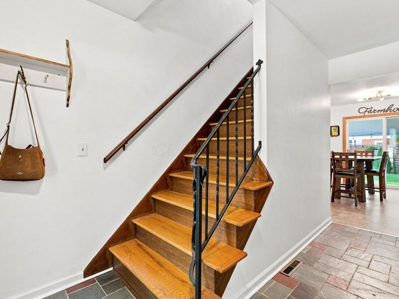 727 Old Coach Road, Westerville, OH 43081 Photo 8