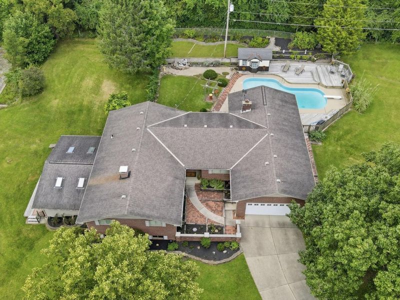 5421 Harrisburg Georgesville Road, Grove City, OH 43123 Photo 104