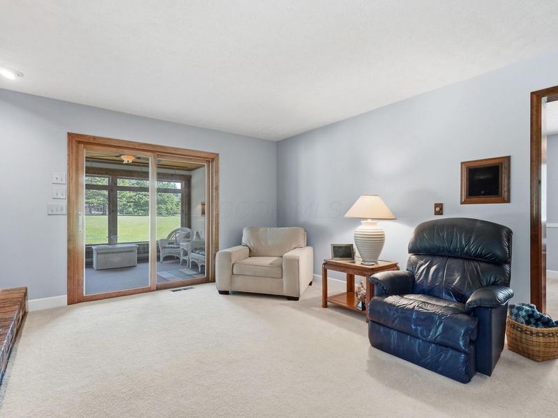 5421 Harrisburg Georgesville Road, Grove City, OH 43123 Photo 11