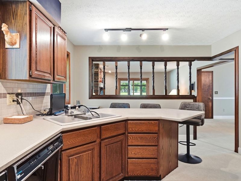 5421 Harrisburg Georgesville Road, Grove City, OH 43123 Photo 17