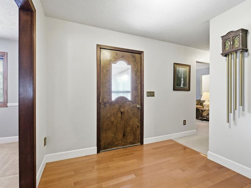 5421 Harrisburg Georgesville Road, Grove City, OH 43123 Photo 8