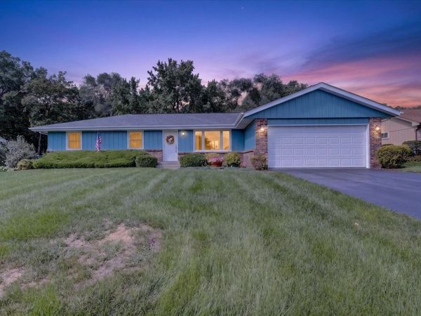 4604 Minns Drive , Machesney Park, IL 61115