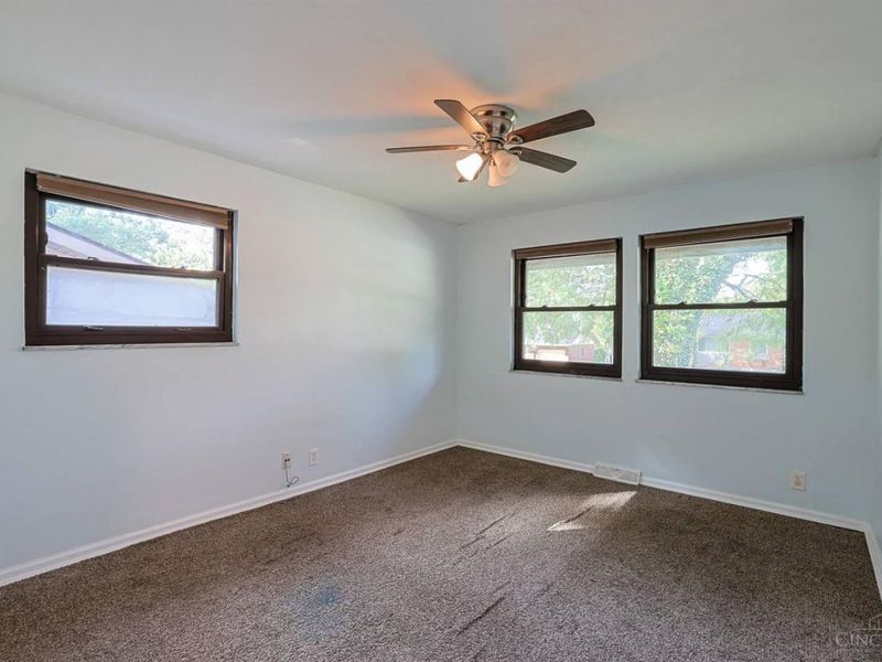 716 Cranford Drive, Forest Park, OH 45240 Photo 11
