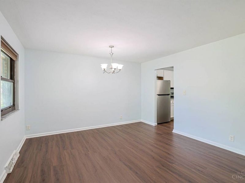 716 Cranford Drive, Forest Park, OH 45240 Photo 6