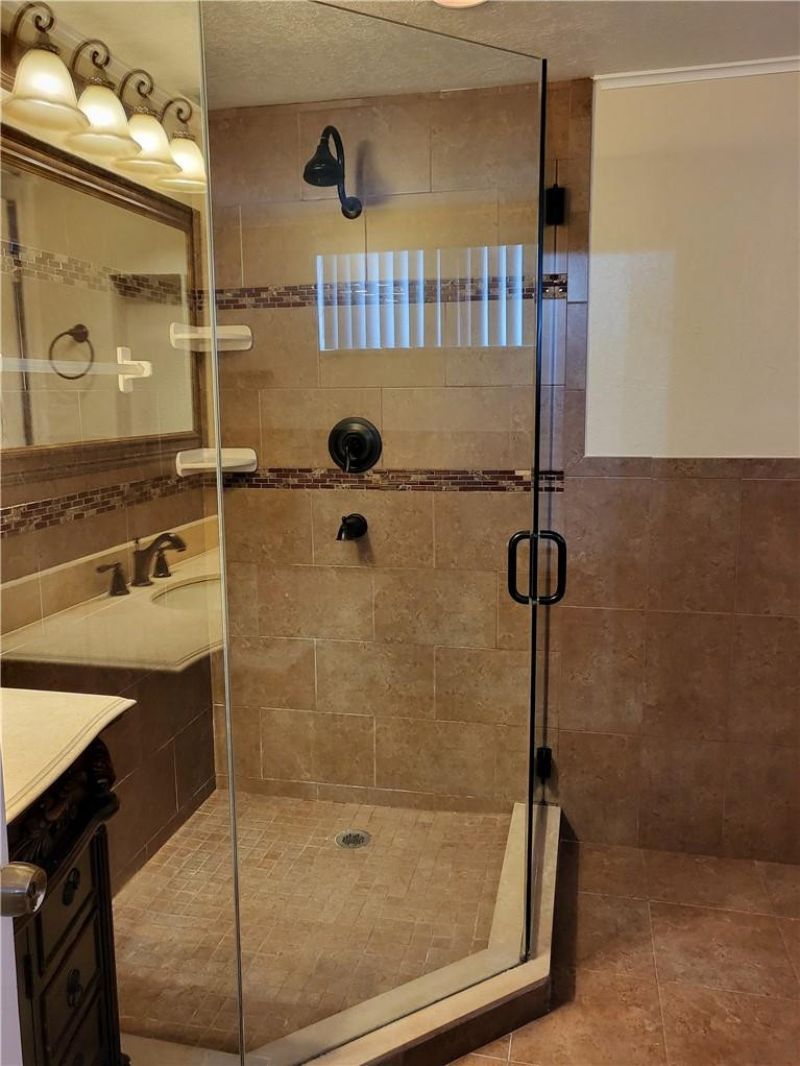 780 NE 199th Street, Unit 101E, Miami, FL 33179 Photo