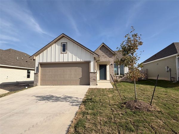312 Boatright BLVD, Jarrell, TX 76537