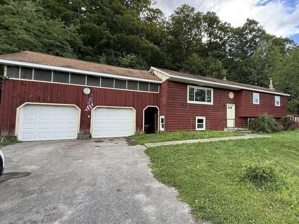 739 Old Stage Road, Lake Luzerne, NY 12846