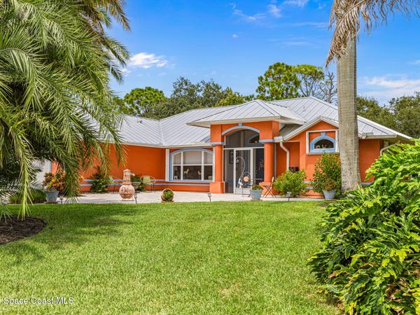 109 Thunderbird Drive , Sebastian, FL 32958