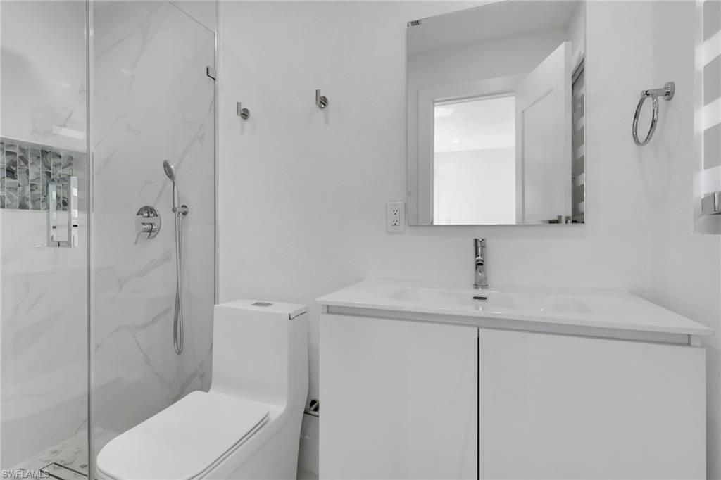 5313 Bayview Ct , Cape Coral, FL 33904 Photo