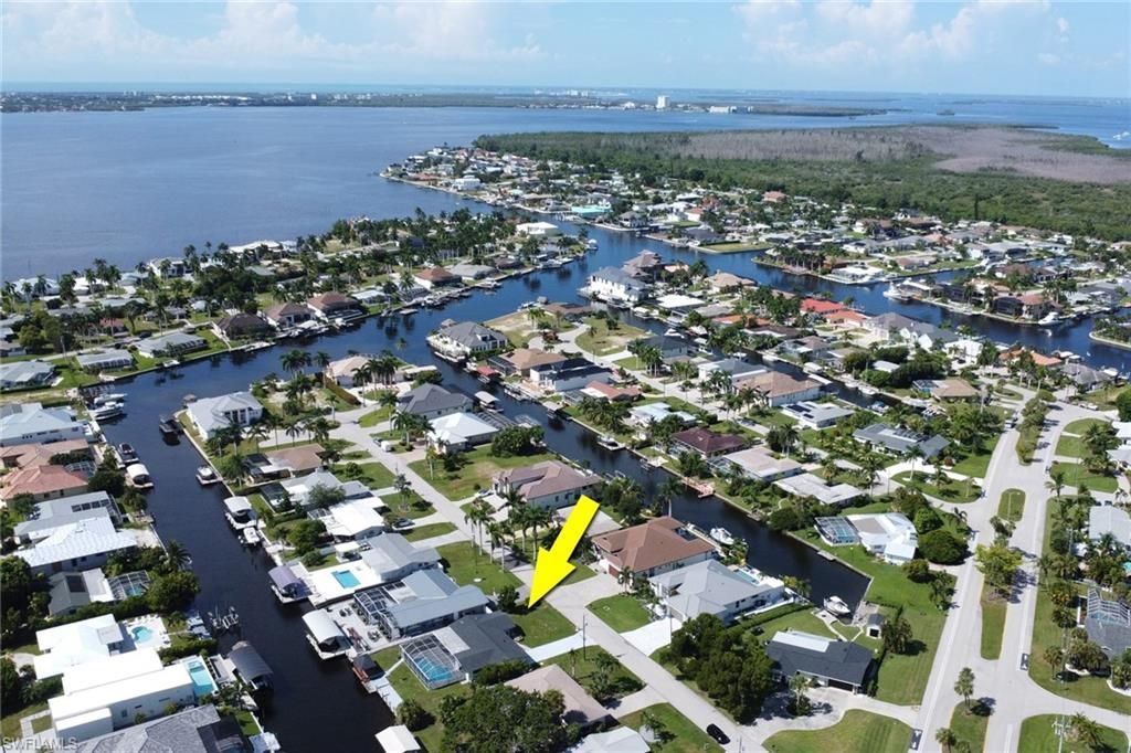 5313 Bayview Ct , Cape Coral, FL 33904 Photo
