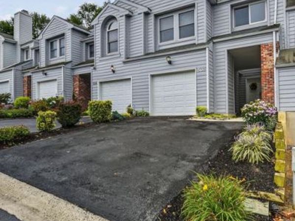 502 PAISLEY PLACE, NEWARK, DE 19711