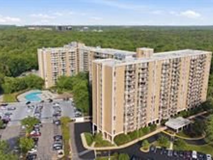 6100 Westchester Park Drive , Unit T-4, College Park, MD 20740 Main Photo