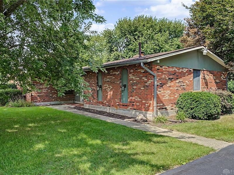 115 Michaels Road, Tipp City, OH 45371 Photo 2