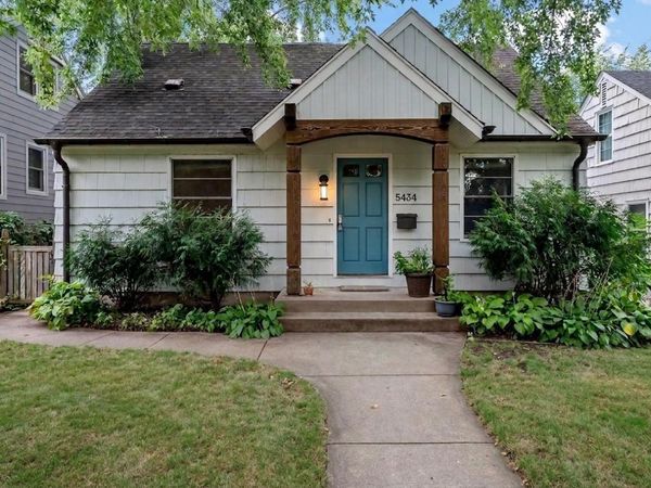5434 Vincent Avenue S, Minneapolis, MN 55410