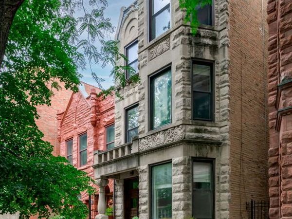 734 W Briar Place , Unit 1, Chicago, IL 60657