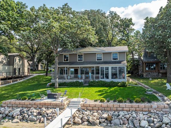 1001 Bay West Street , Wahpeton, IA 51351