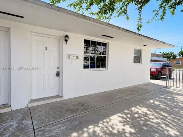 10841 SW 7th St, Unit 1, Sweetwater, FL 33174