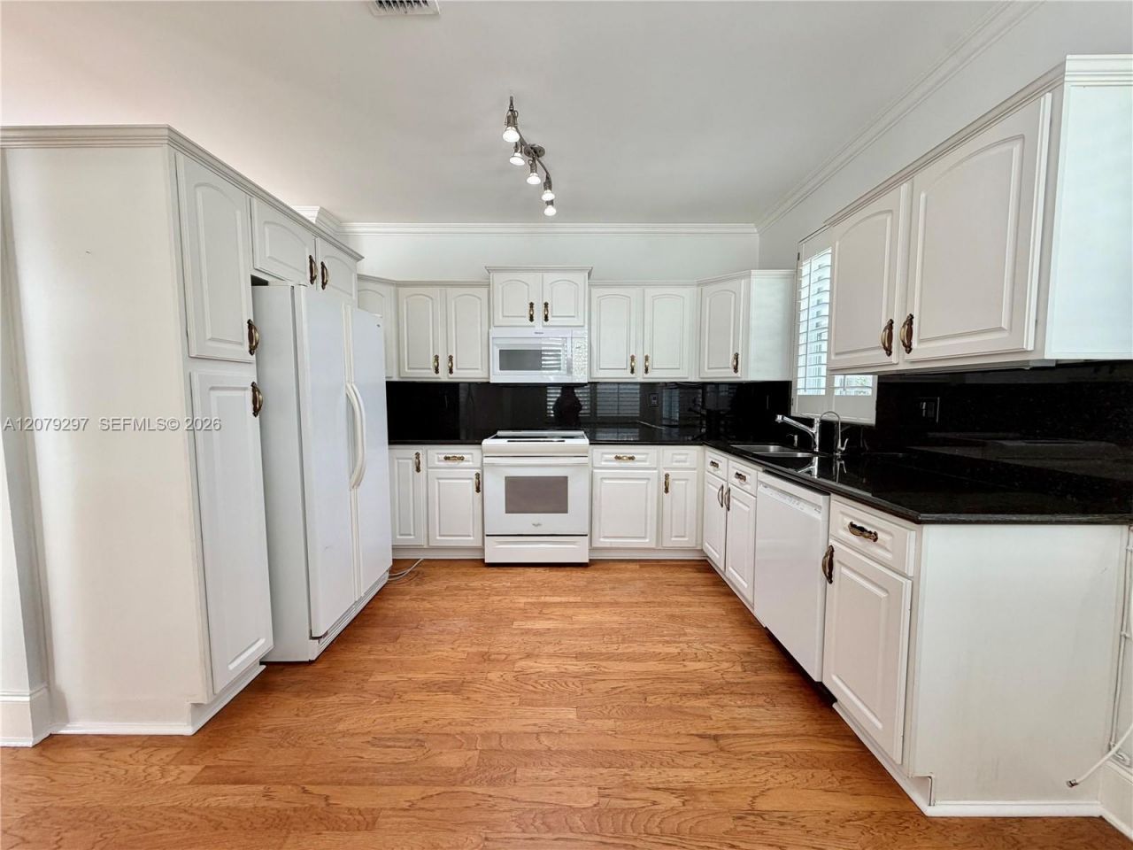 1135 Cliffrose St, Hollywood, FL 33019 Photo