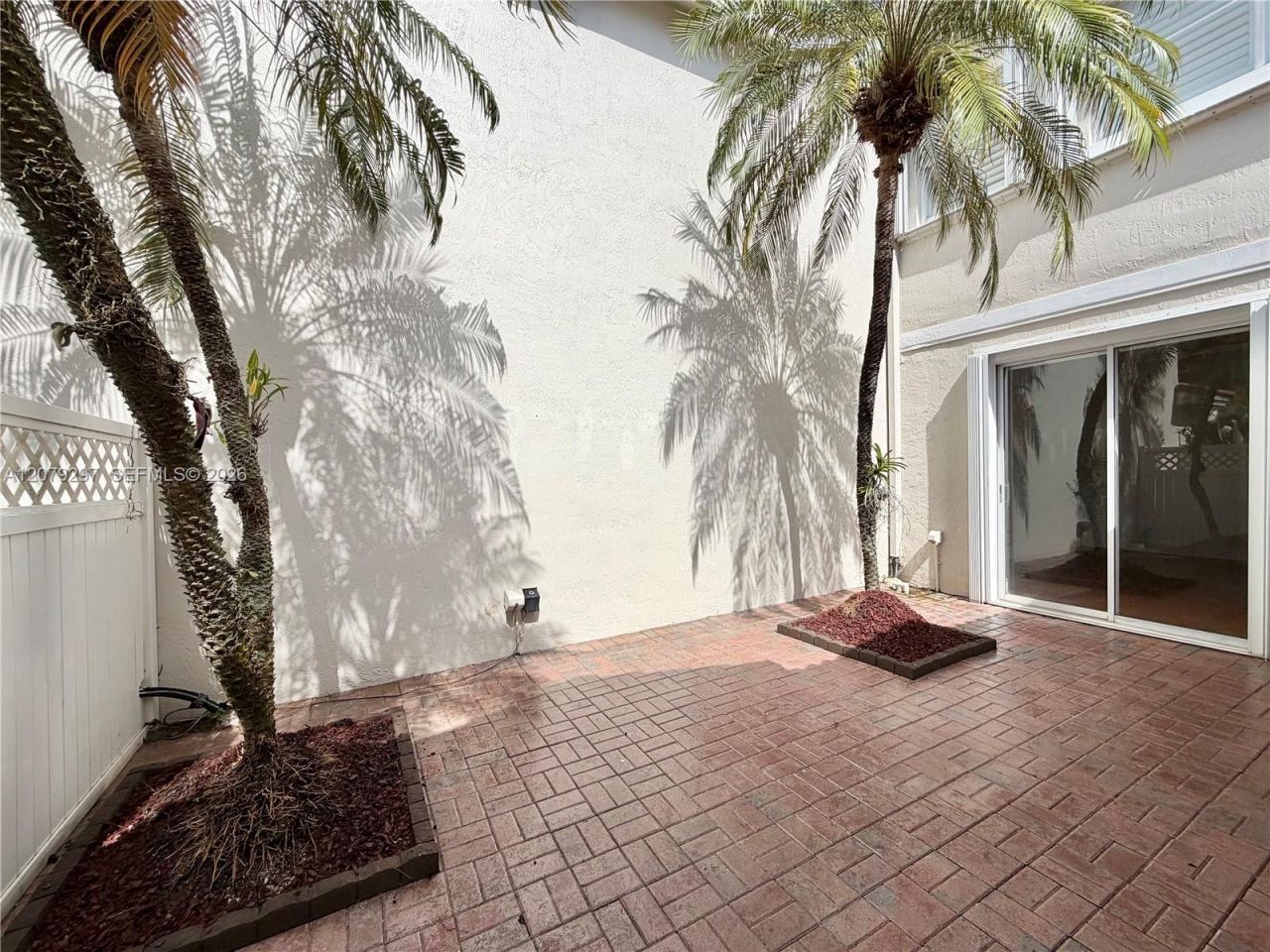 1135 Cliffrose St, Hollywood, FL 33019 Photo