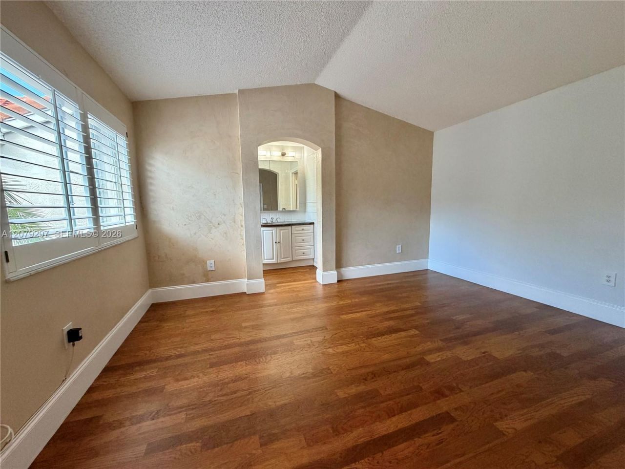 1135 Cliffrose St, Hollywood, FL 33019 Photo