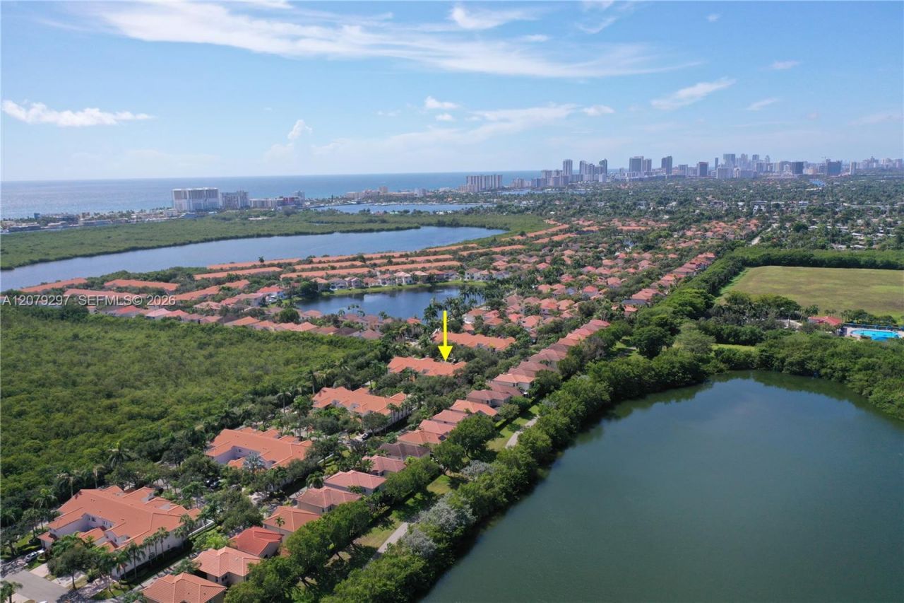 1135 Cliffrose St, Hollywood, FL 33019 Photo