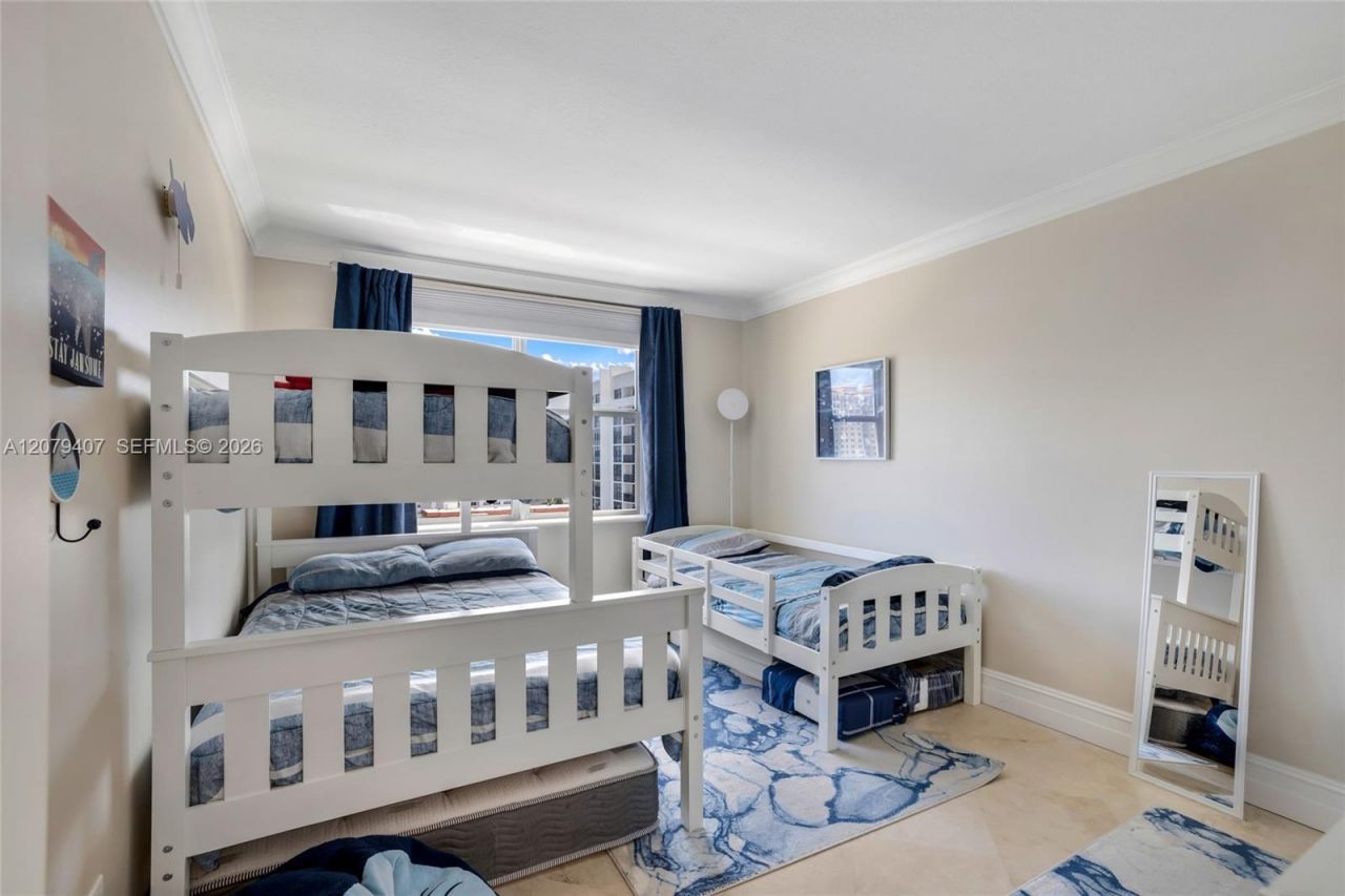 1985 S Ocean Dr, Unit 10E, Hallandale Beach, FL 33009 Photo