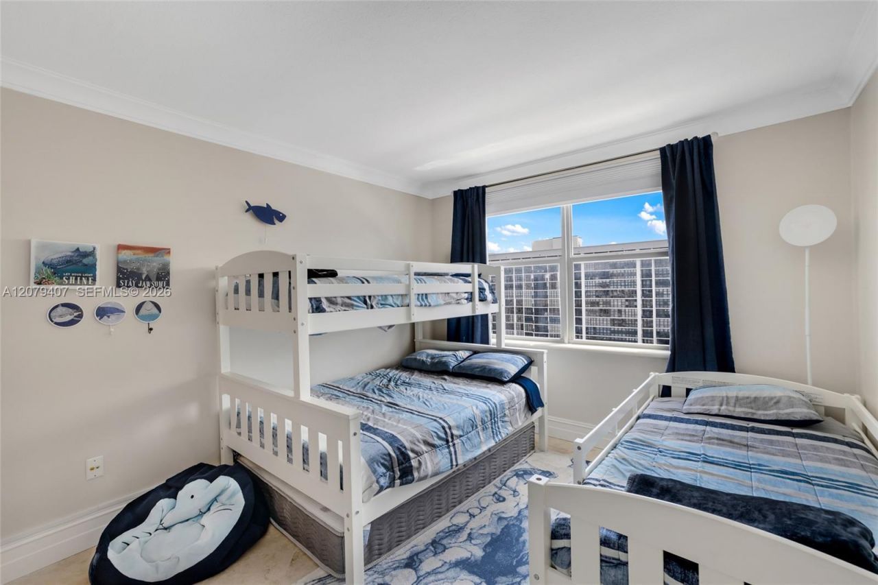 1985 S Ocean Dr, Unit 10E, Hallandale Beach, FL 33009 Photo