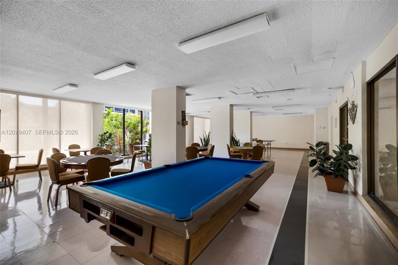 1985 S Ocean Dr, Unit 10E, Hallandale Beach, FL 33009 Photo
