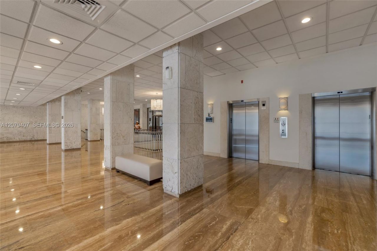 1985 S Ocean Dr, Unit 10E, Hallandale Beach, FL 33009 Photo