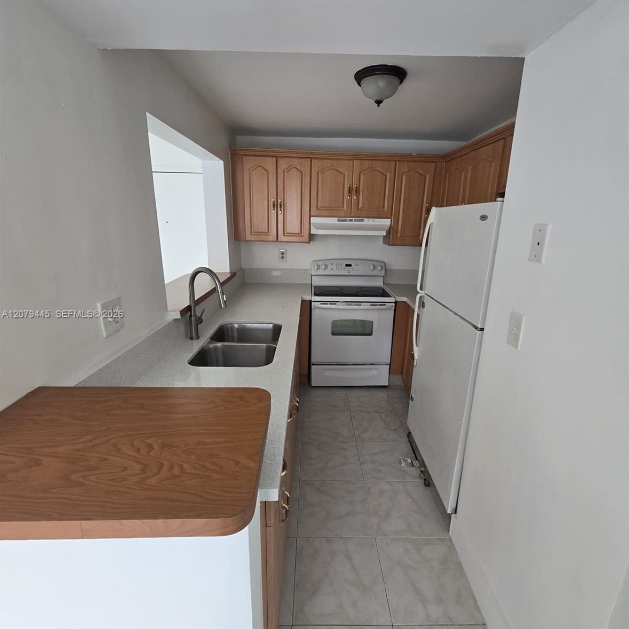 9678 Fontainebleau Blvd , Unit 111, Miami, FL 33172 Photo