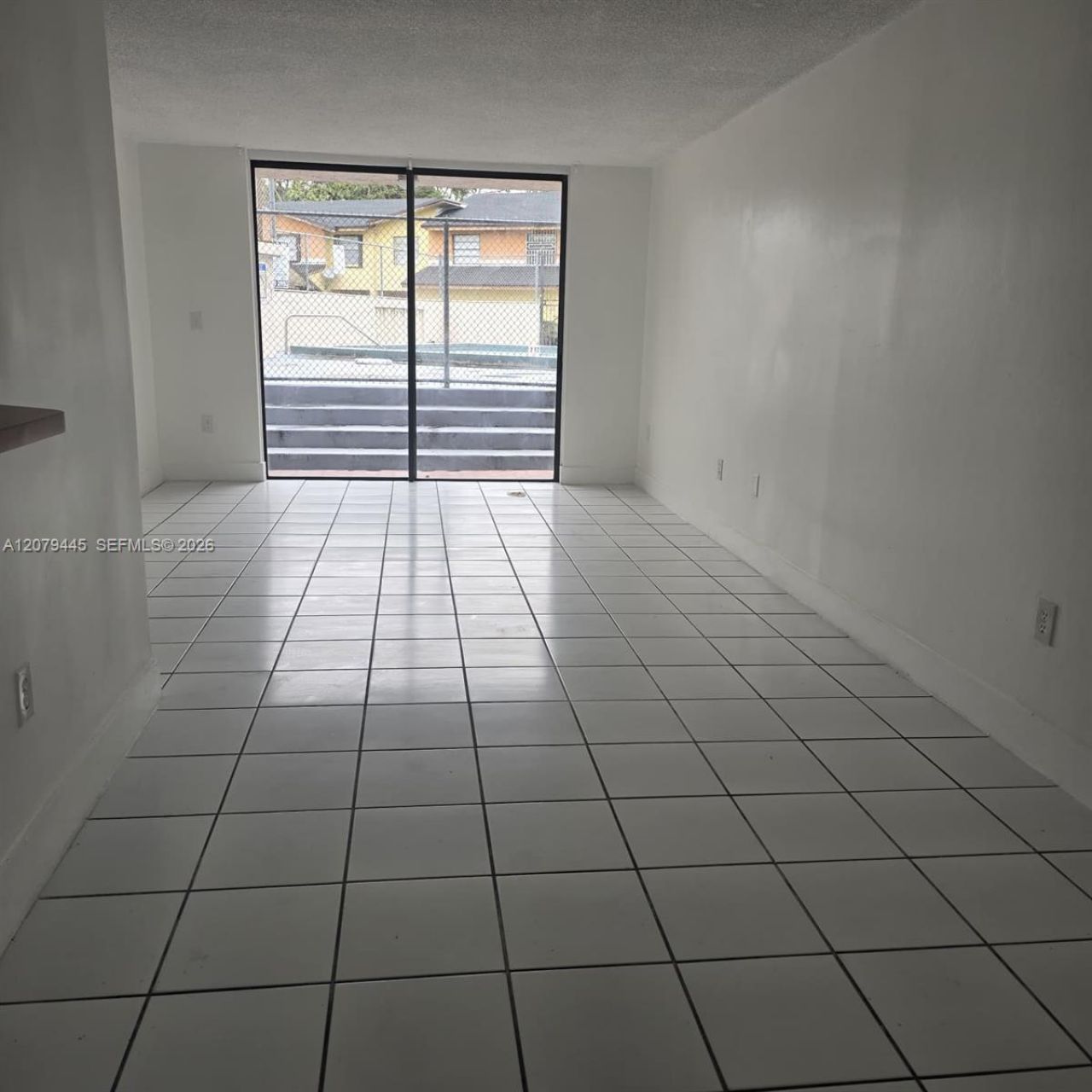 9678 Fontainebleau Blvd , Unit 111, Miami, FL 33172 Photo