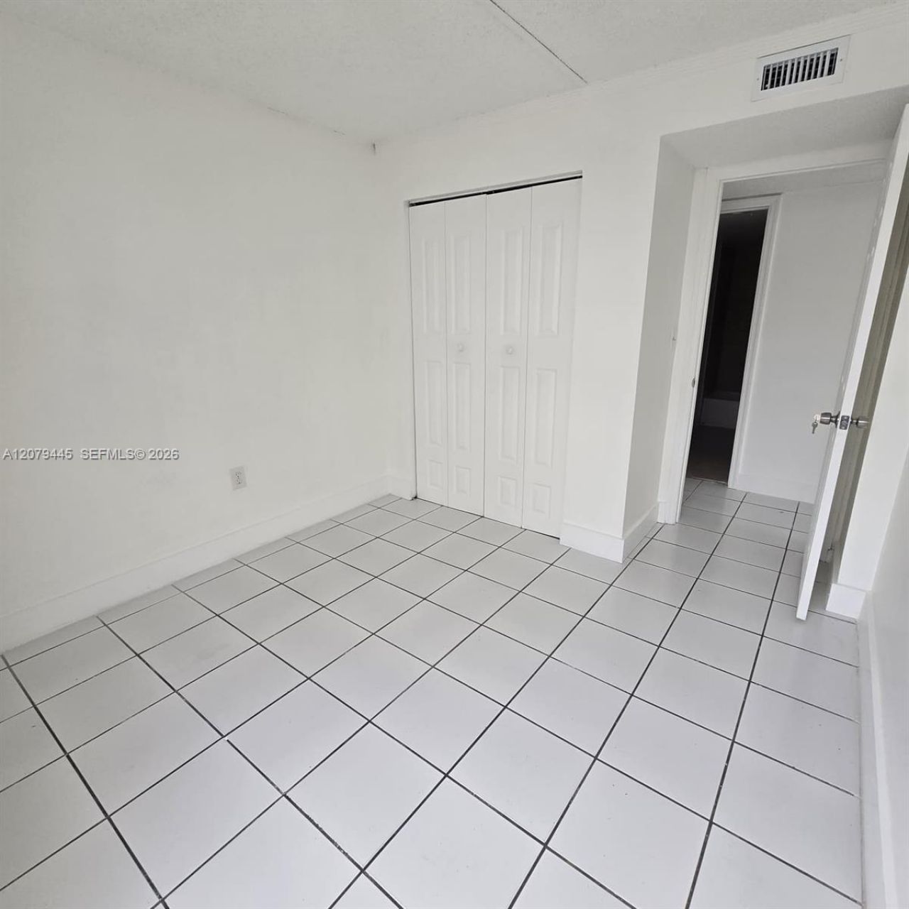 9678 Fontainebleau Blvd , Unit 111, Miami, FL 33172 Photo