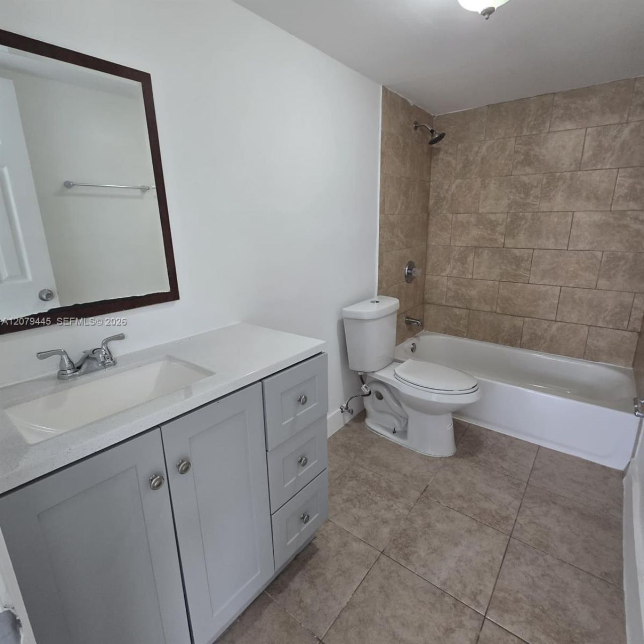 9678 Fontainebleau Blvd , Unit 111, Miami, FL 33172 Photo