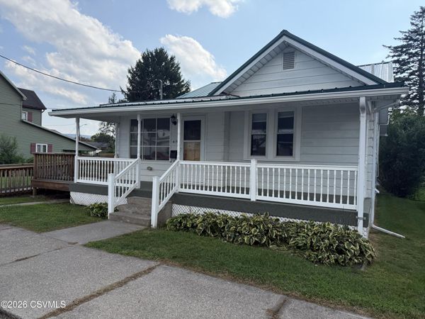 415 MONROE Street , Berwick, PA 18603