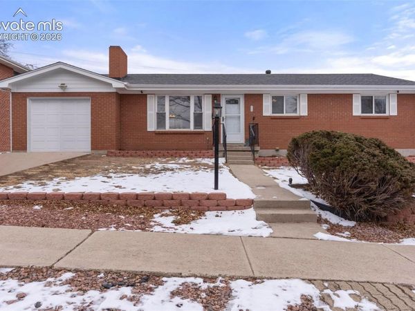 2105 Eagle View Drive, Colorado Springs, CO 80909