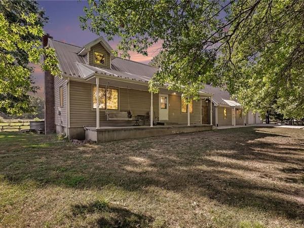 16614 S Hadsell Road, Pleasant Hill, MO 64080