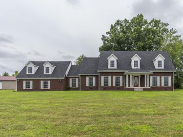 245 KY HWY 1050 , Jeffersonville, KY 40337