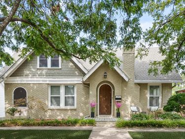 2620 S Adams Street, Fort Worth, TX 76110
