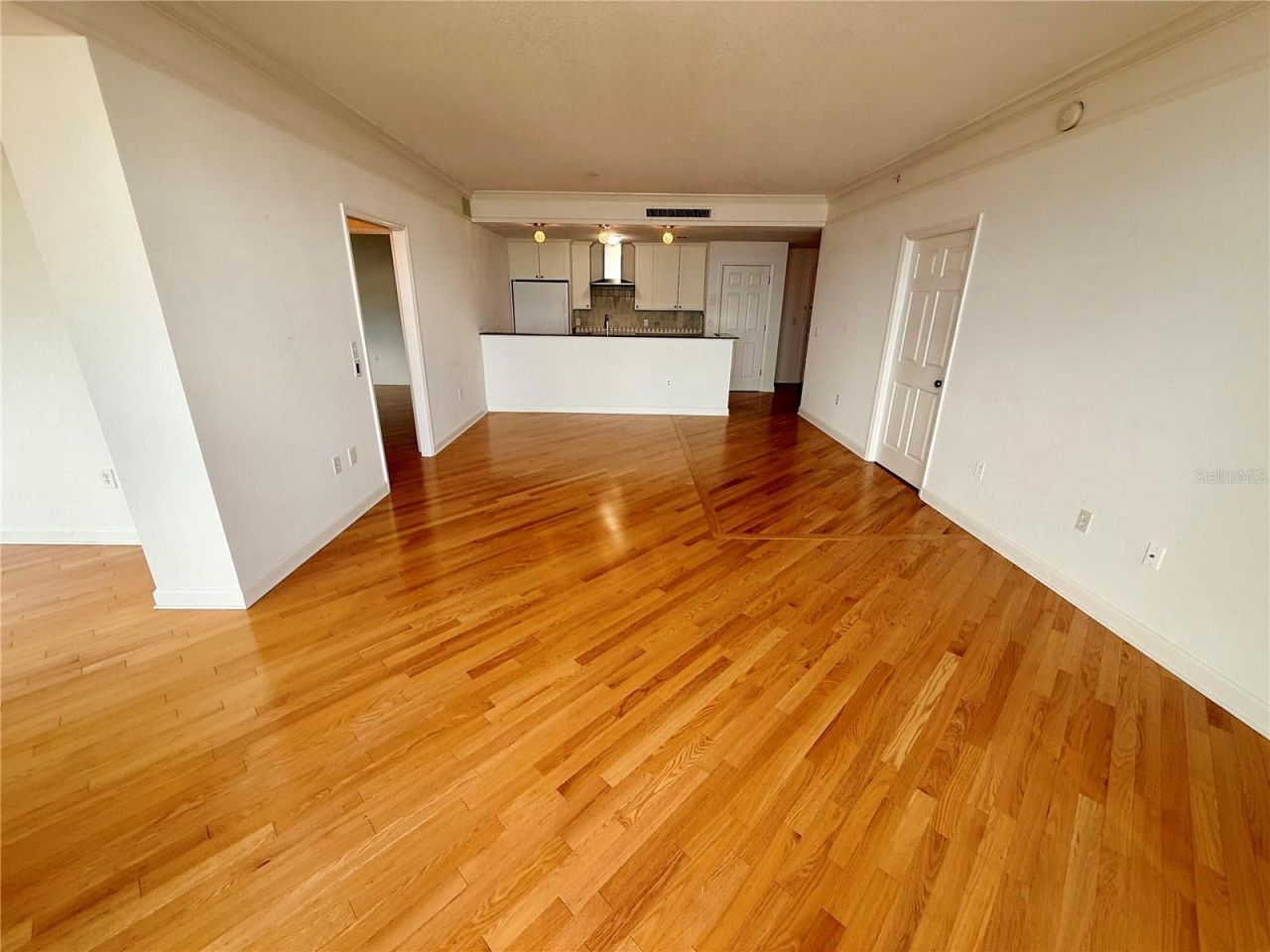 750 N Tamiami Trail , Unit 1609, Sarasota, FL 34236 Photo