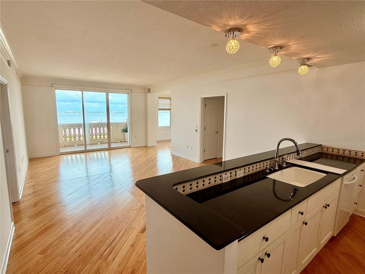 750 N Tamiami Trail , Unit 1609, Sarasota, FL 34236 Photo