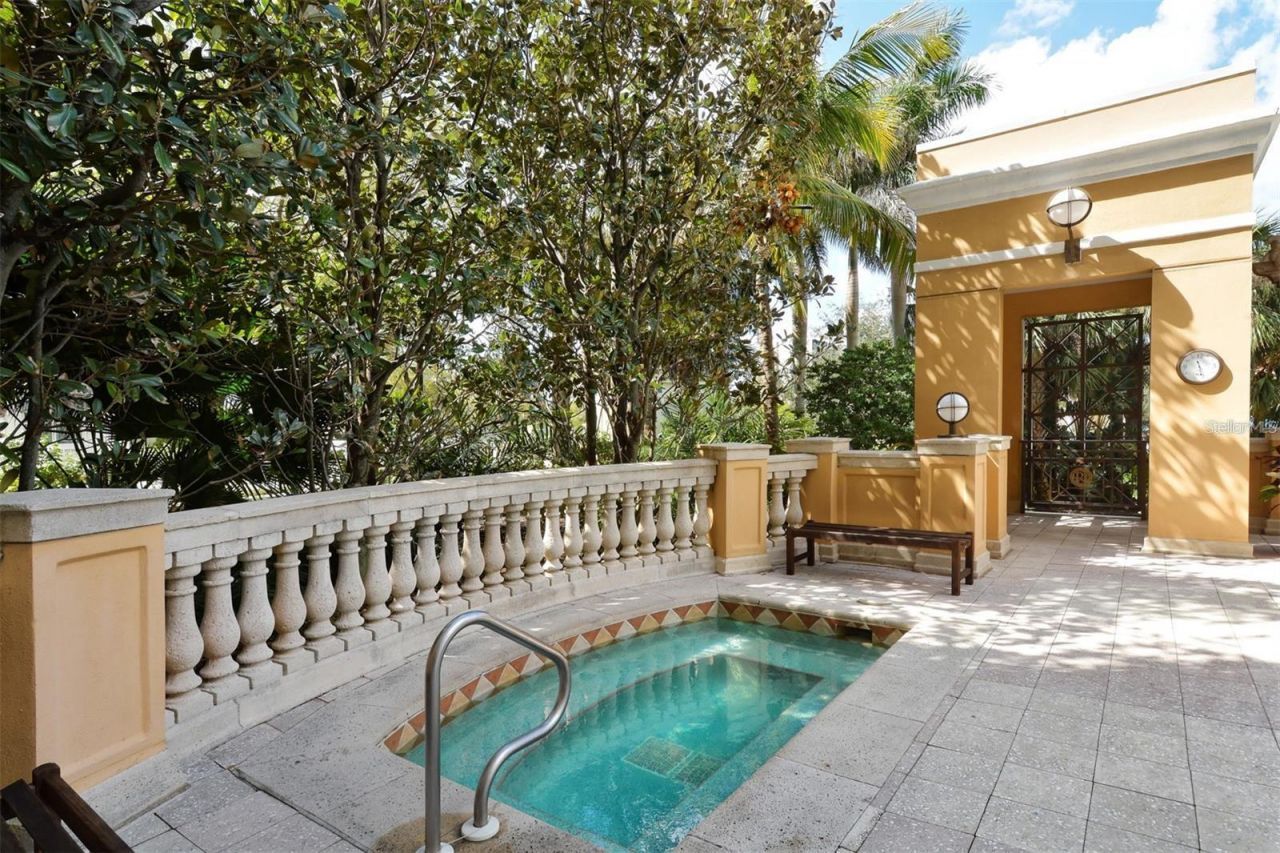 750 N Tamiami Trail , Unit 1609, Sarasota, FL 34236 Photo