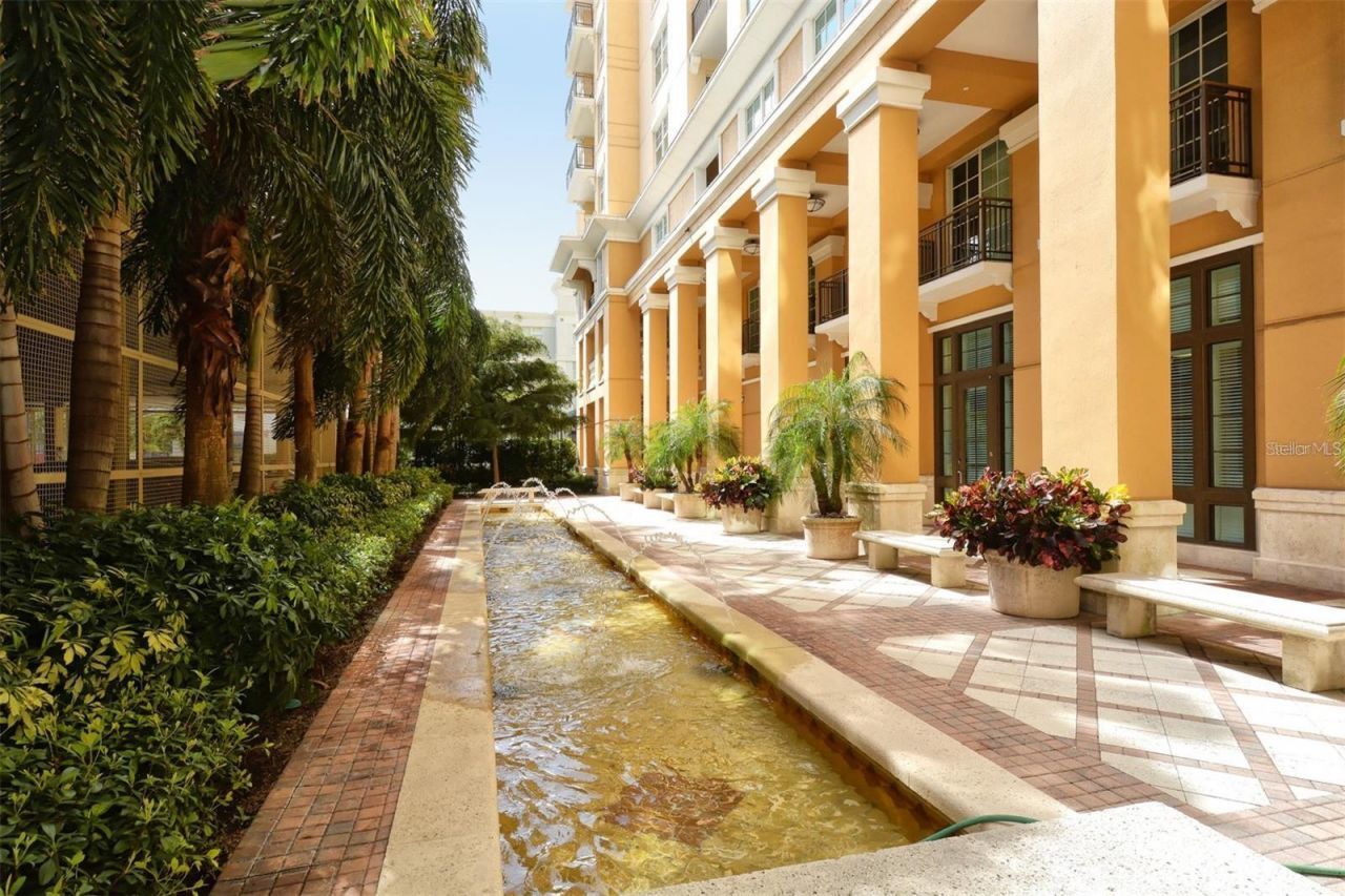 750 N Tamiami Trail , Unit 1609, Sarasota, FL 34236 Photo