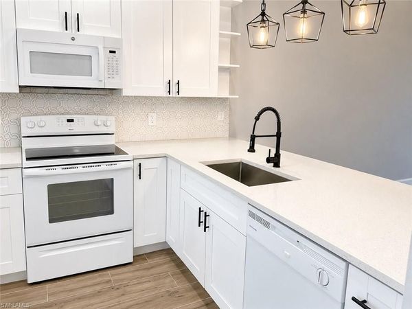 4100 Looking Glass LN , Unit 3008, NAPLES, FL 34112