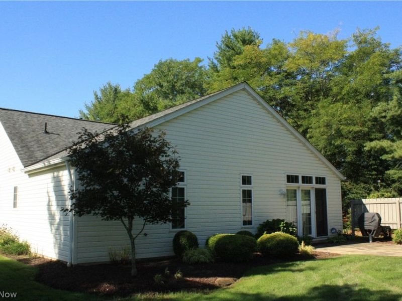 22275 Harvest Oval, Strongsville, OH 44149 Photo 4