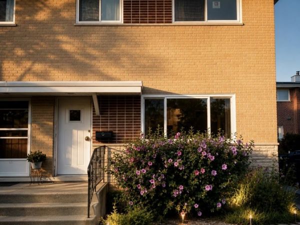 529 E Lincoln Street , Mount Prospect, IL 60056