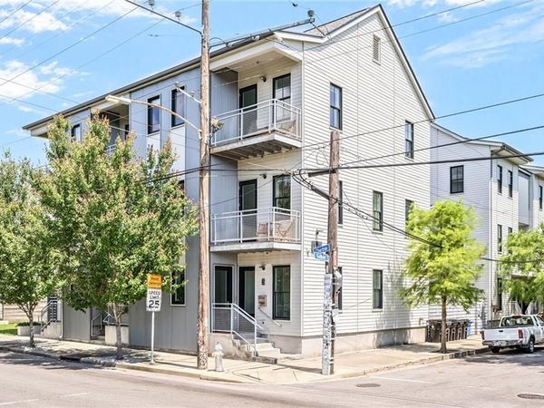 3431 CHARTRES Street , Unit 3, New Orleans, LA 70117