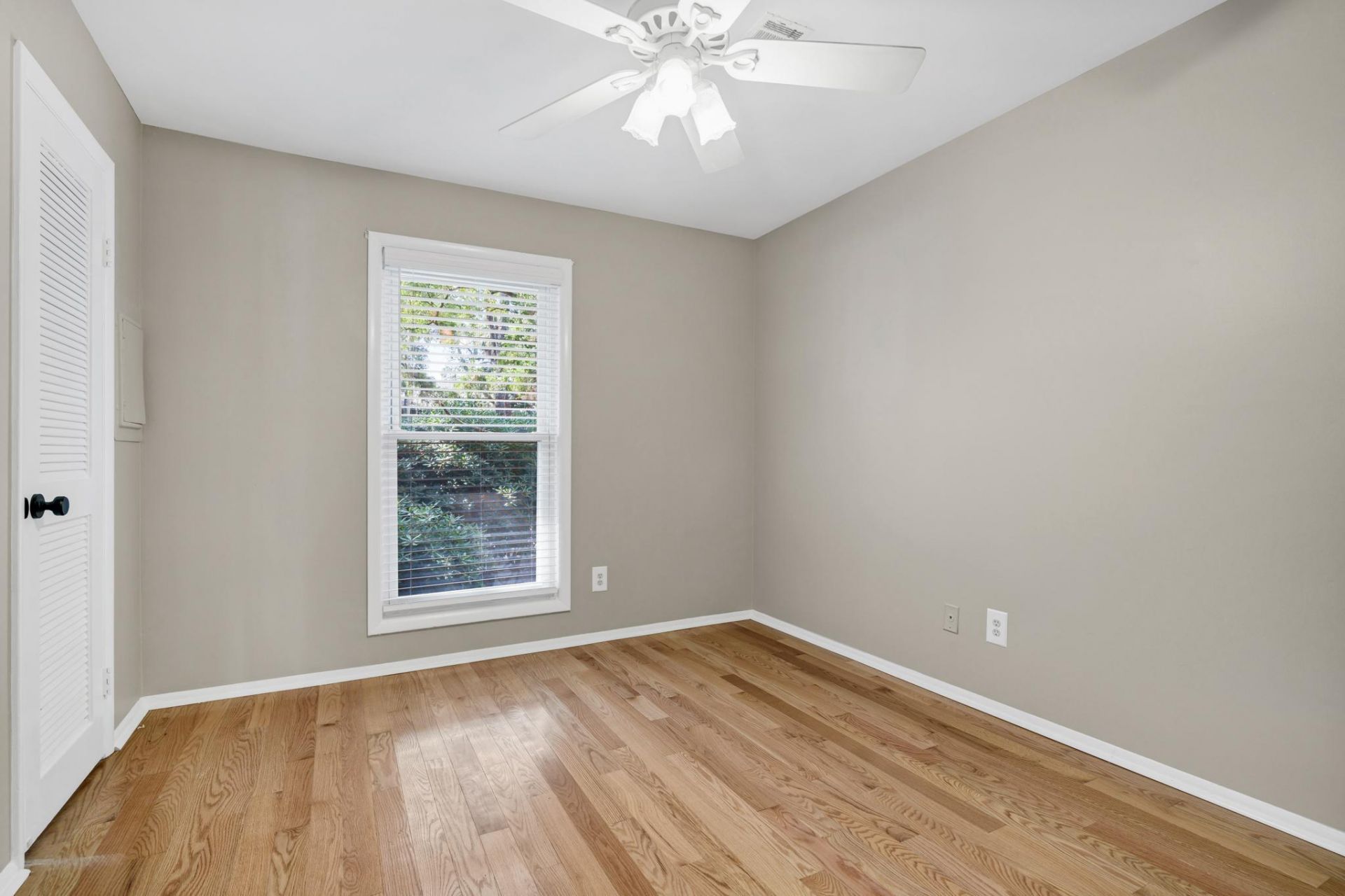 255 Driftwood Lane Photo 11