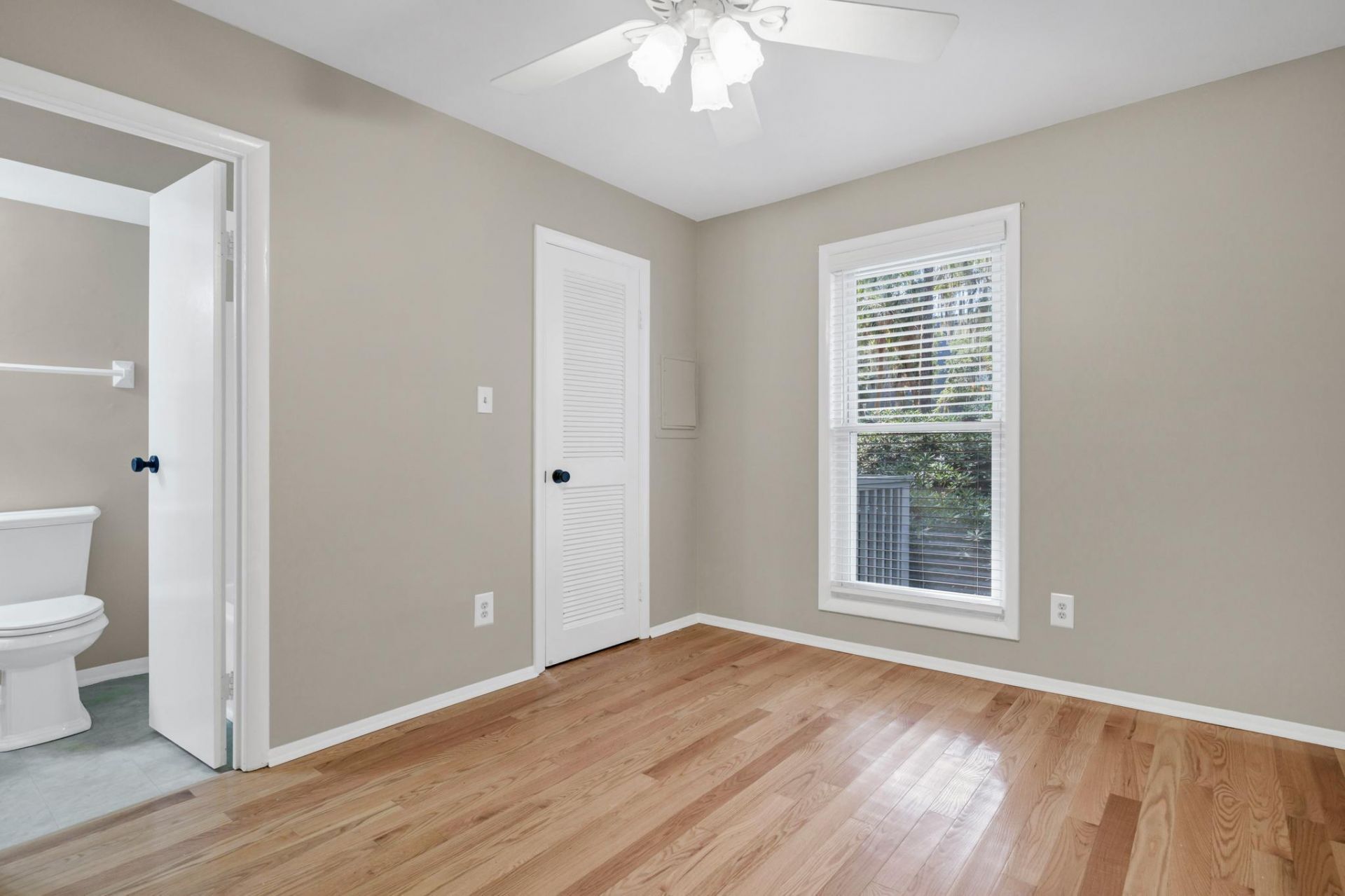 255 Driftwood Lane Photo 12